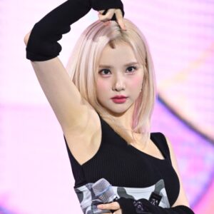 PART 2/3 of 230930 은하 Eunha 6772 pics - 142.6 gb 
data