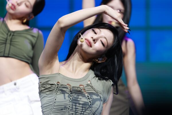 Chae young 손채영 230605 (678 pics - 3.38 gb)
data