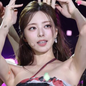 240816 있지 Yuna 360 pics
data