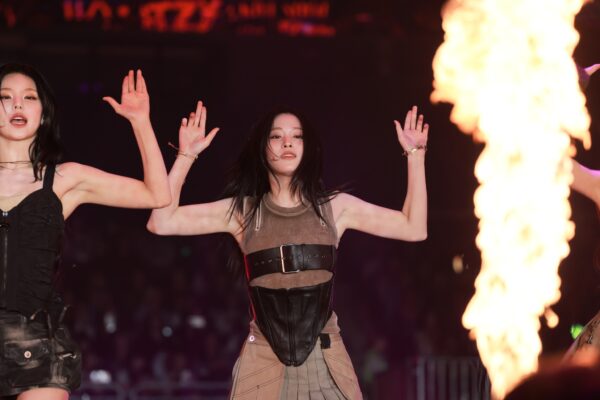 241005 RYujin 안유진 1214 pics 
data