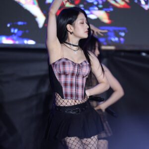 Seo Yeon 서연 231006 (1255 pics - 14 gb)
data