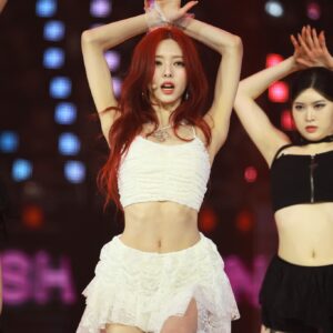 231225 Yuna 신유나 White clothes (2819 pics- 17.62 gb)
data