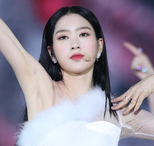 Jiho 191225 108 pics
data