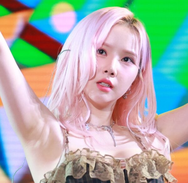 240128 은하 Eunha 390 pics
data
