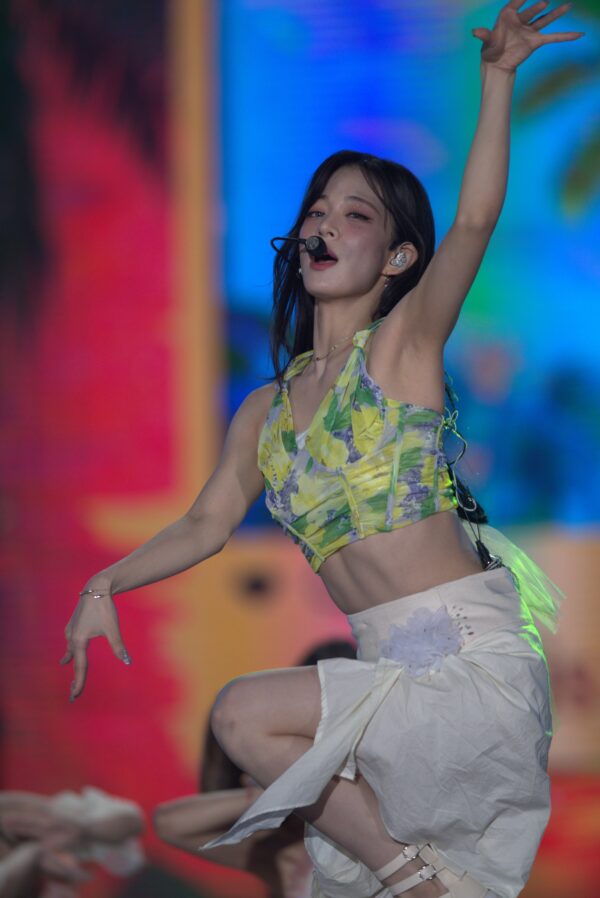 Chae young 손채영 220809 (806 pics - 19 gb)
data