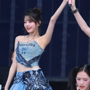 Wonyoung 장원영 240817 IVE (1,002 pics - 7.65 gb)
data