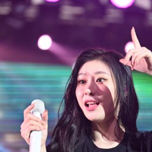 Itzy 있지 230311 (869 pics - 7.66 gb)
data