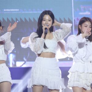 Jiheon 221220 백지헌 (422 pics - 5.97 gb)
data