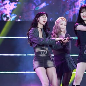 Kim Yubin 김유빈 231021 935
data