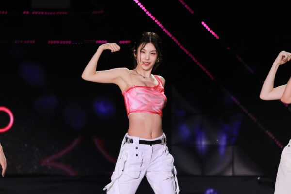 Yeji 예지 イェジ 依芝 240816 (1887 pics - 21 gb)
data