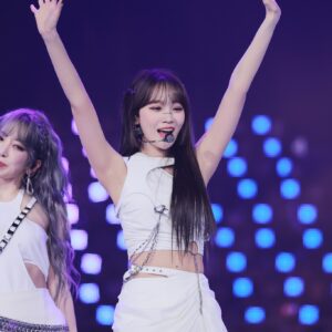 Chaewon 김채원 231225 (2000 pics - 13.9 gb)
data