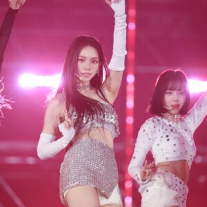 Karina 221224 카리나  301
data