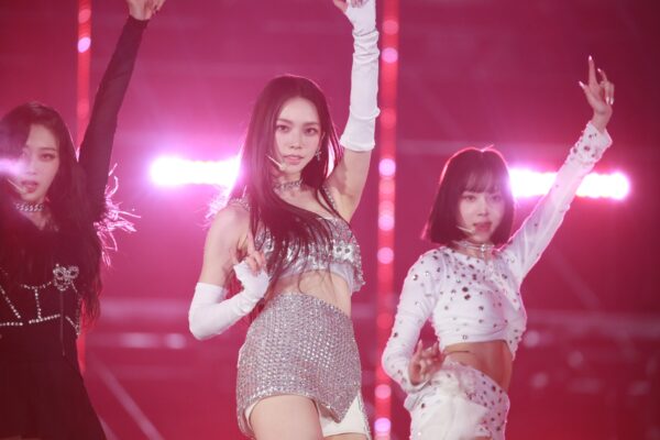 Karina 221224 카리나  301
data