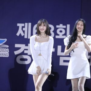 Arin 아린240419 (1305 pics)
data