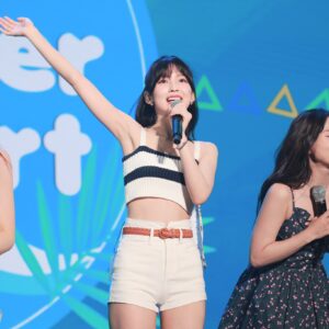 Arin 아린220717 (4169 pics - 46 gb)
data