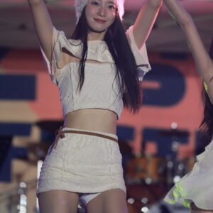 Kim Yubin 김유빈 230916 (1119 pics - 13.2 gb)
data