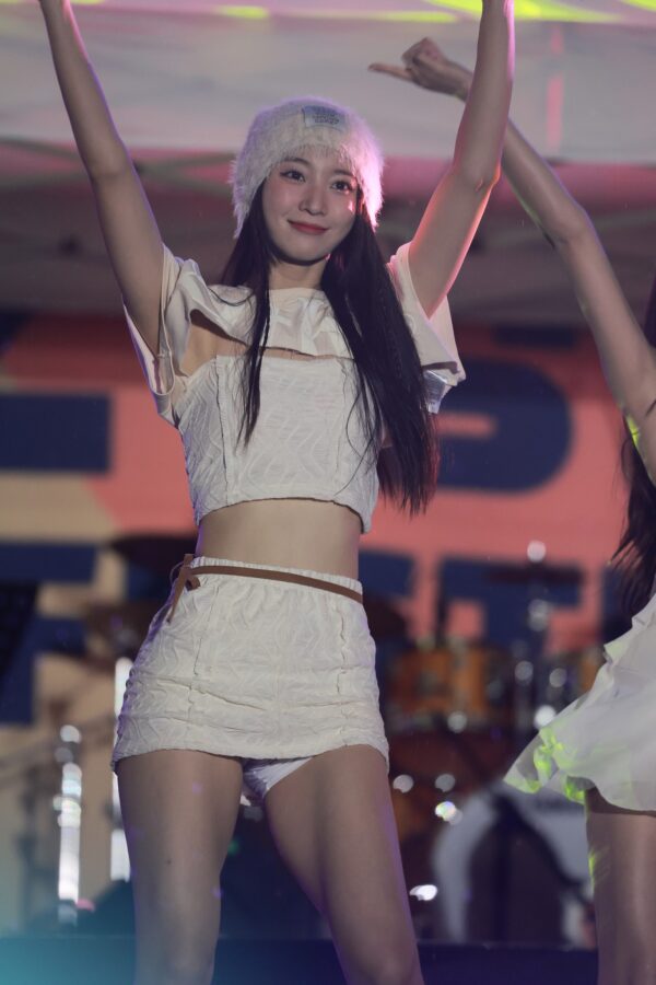 Kim Yubin 김유빈 230916 (1119 pics - 13.2 gb)
data