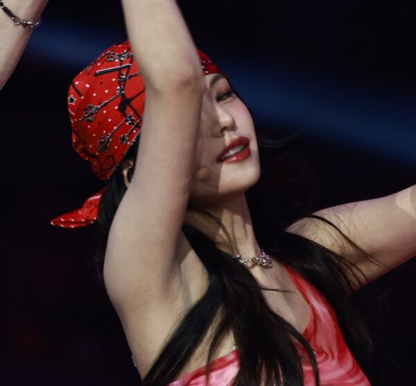 240602 예지 Yeji 342 pics
data