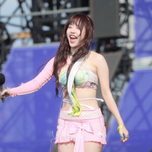 Jee Won 지원 240705 1374 pics
data