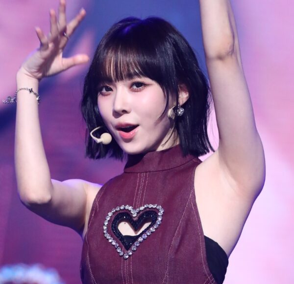 221231 윈터 Winter 471 pics
data