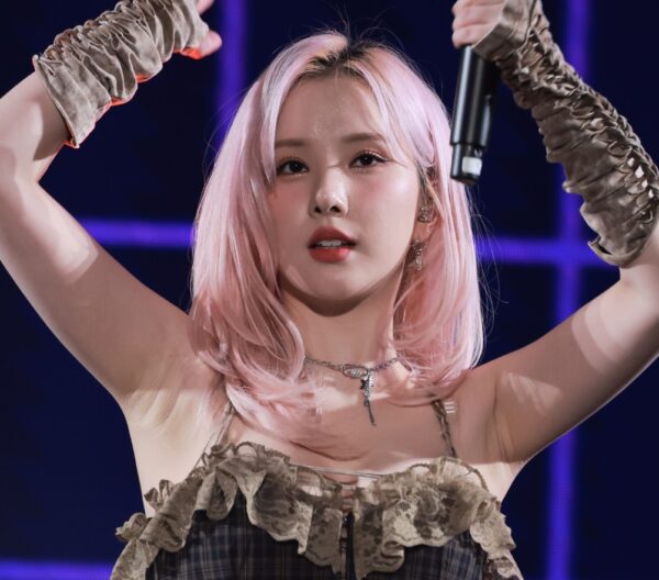 240128 Eunha 3848
data