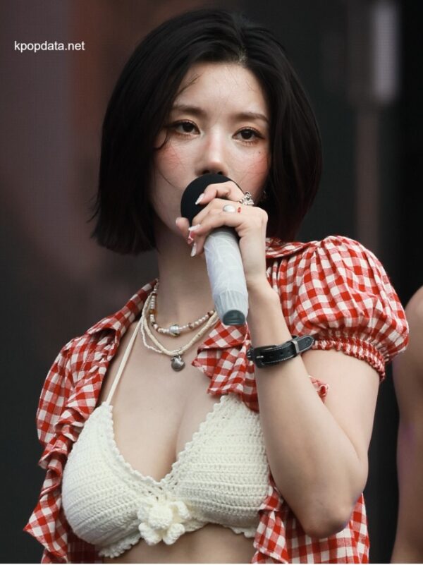 250706 Eunbi waterbomb data 1249 pics
