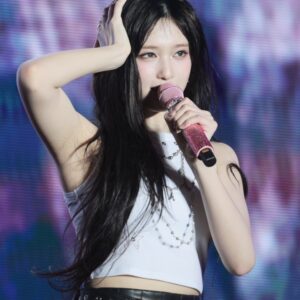 250531 Leeseo data 1417 pics
이서 데이터