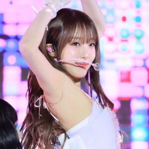 251019 Choi Yena data 1805 pics 
예나 데이터 📸