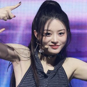 250821 MINJU data 885 pics
민주 데이터 📸