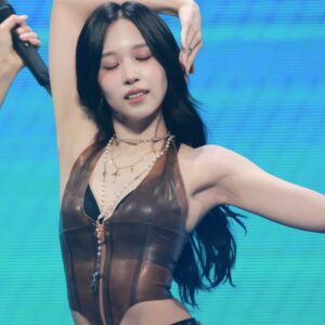 250822 Twice Mina data 1944 pics