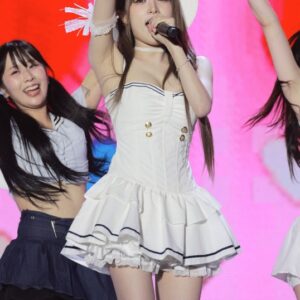 250807 Yena data 1073 pics 
예나 데이터 📸