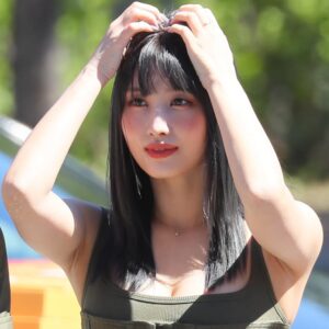 220827 Momo 752