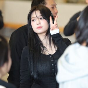 260221 Ahyeon 520