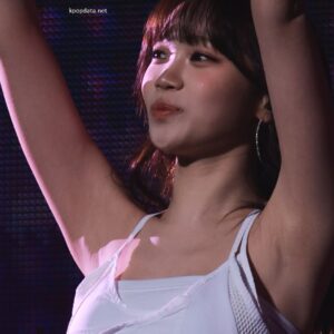 260201 Chaewon 2327 HD photos
