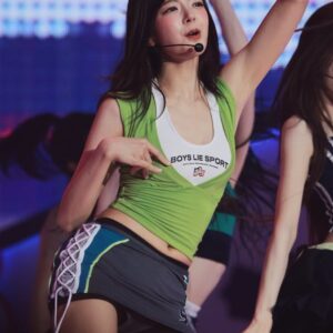 260808 Lia data 2757 HD photos
